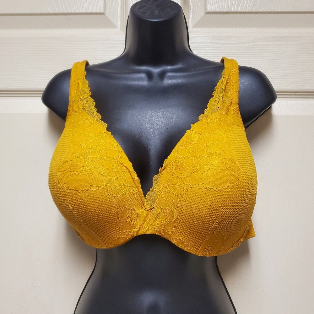 Cacique Lace Plunge Bra in Mustard Yellow Size 46C